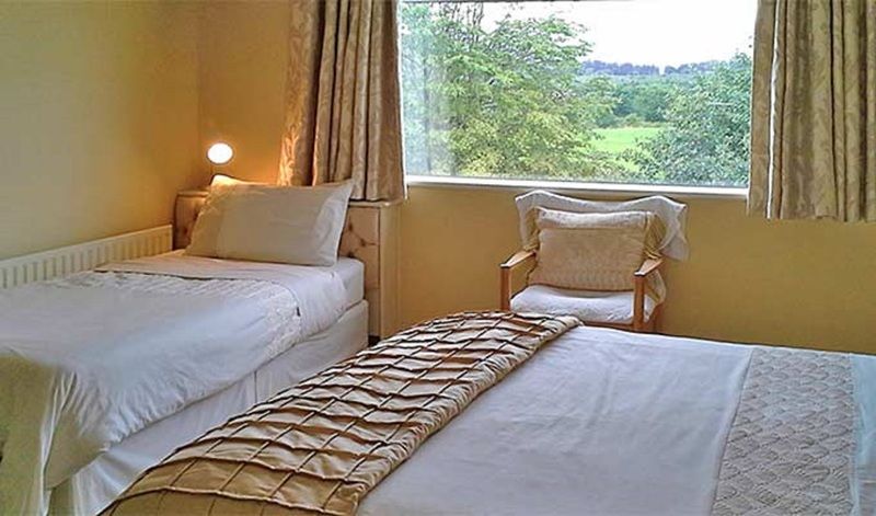 Fern Rock Bed And Breakfast Dromin Bagian luar foto